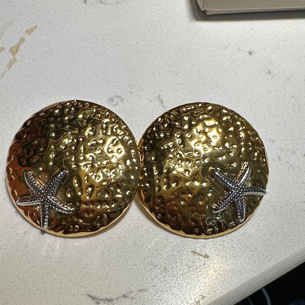 Starfish disc earposts by Copacabana Jewelry